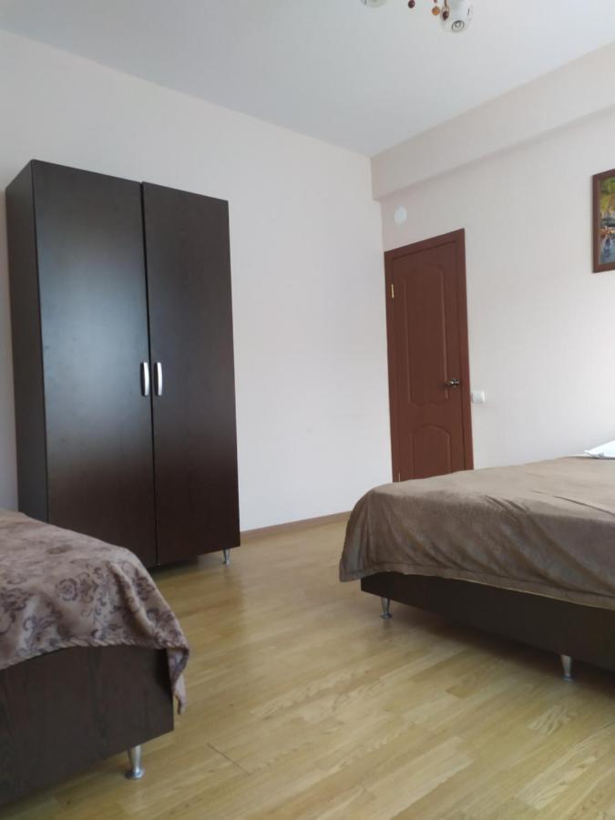 Guest House Zvanba Gagra Exterior foto