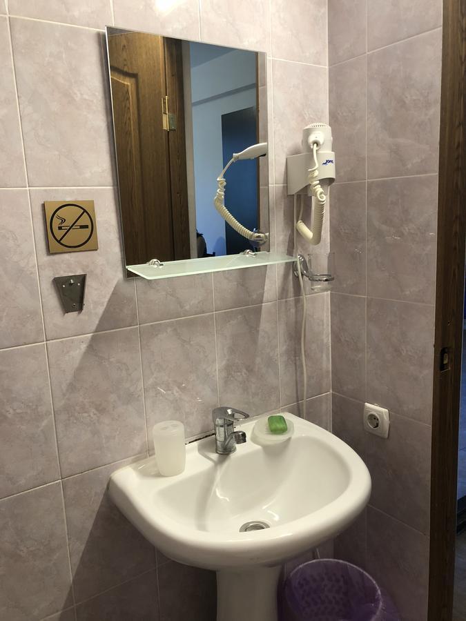 Guest House Zvanba Gagra Exterior foto